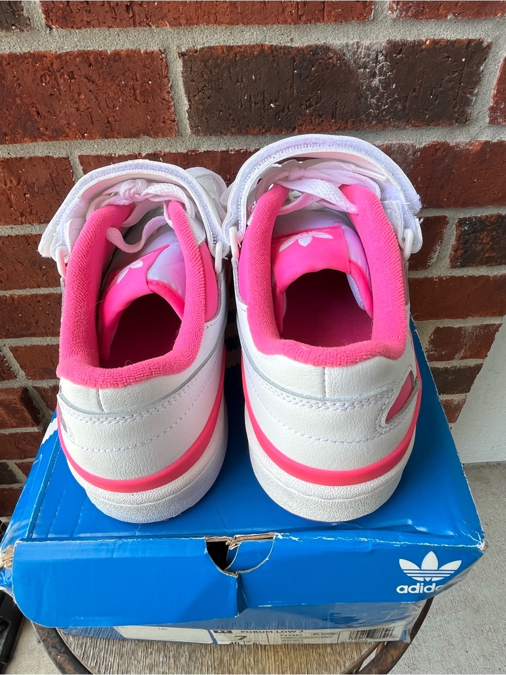 adidas Kids White & Hot Pink Low-Top Sneakers with Velcro Strap - Picture 5 of 9